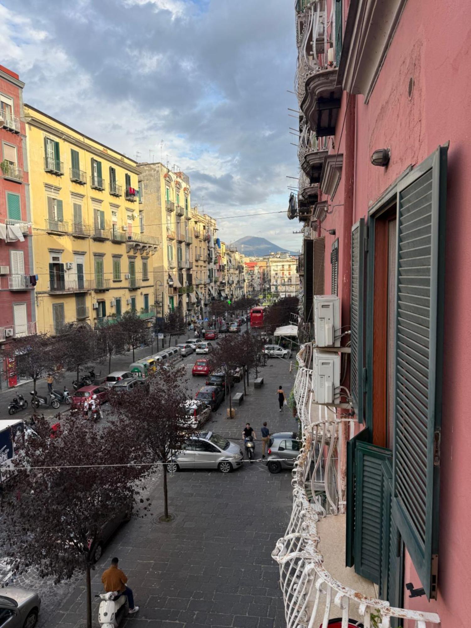 Valentino Caracciolo 105 Appartement Napels Buitenkant foto
