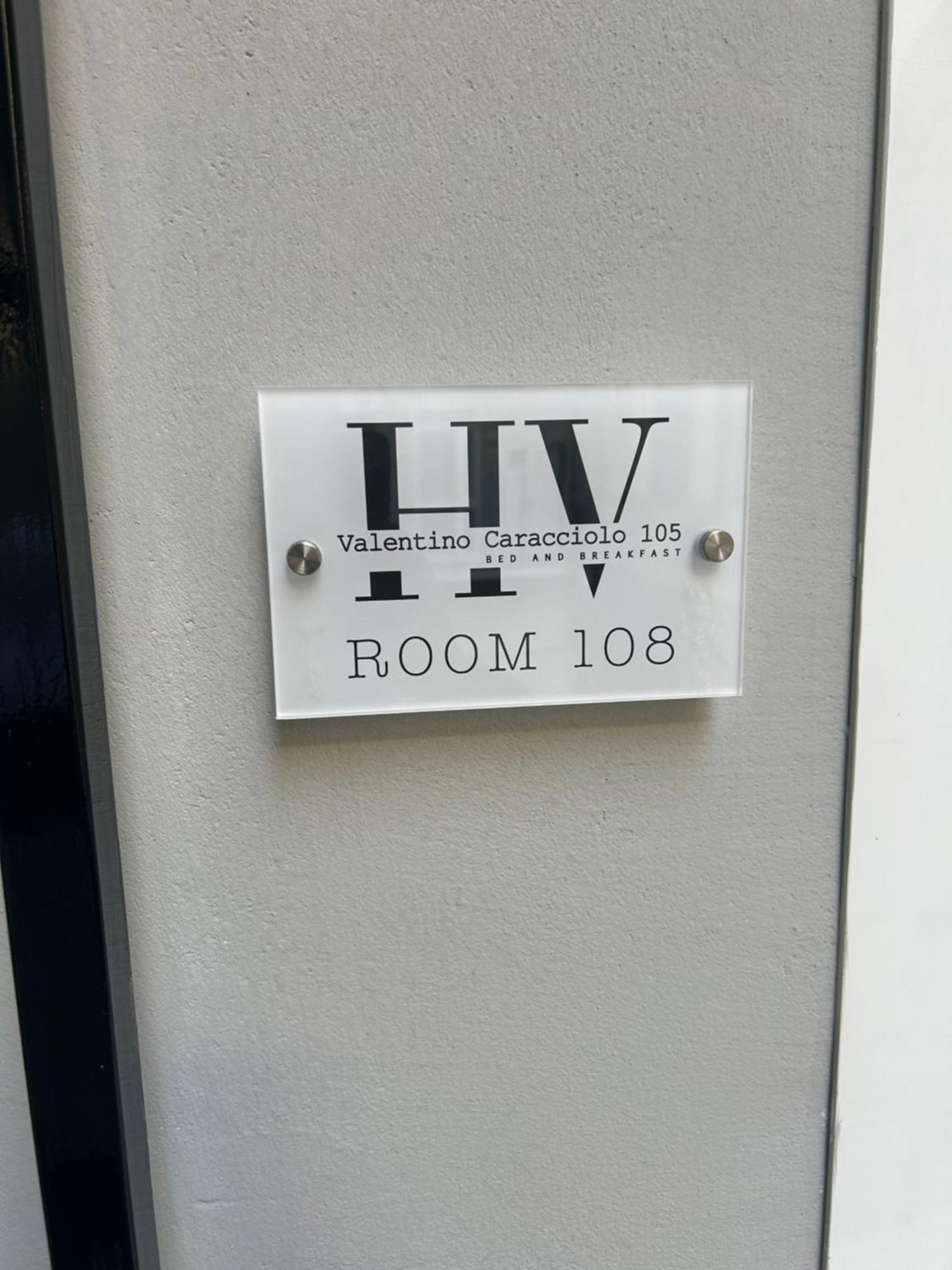 Valentino Caracciolo 105 Appartement Napels Buitenkant foto