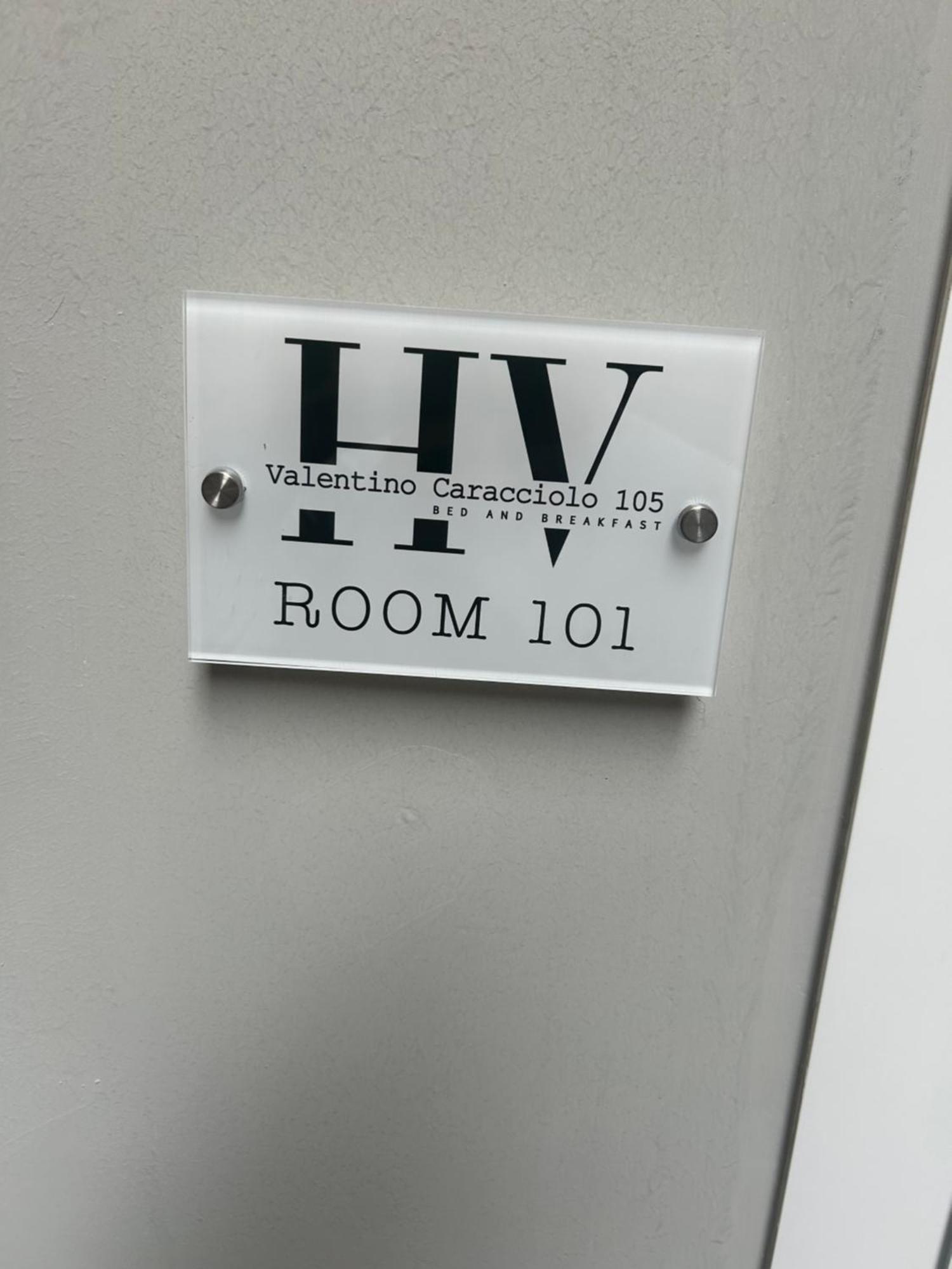 Valentino Caracciolo 105 Appartement Napels Buitenkant foto