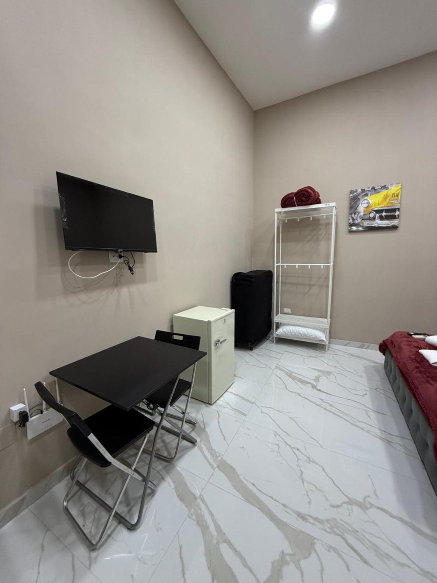 Valentino Caracciolo 105 Appartement Napels Buitenkant foto
